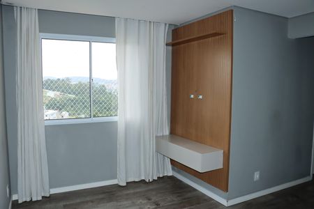 Apartamento para alugar com 2 quartos, 49m² em Vila Santo Antonio do Portao, Cotia