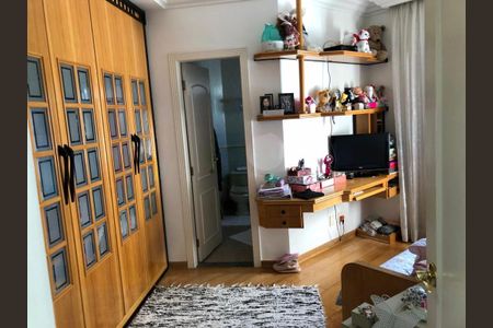 Casa à venda com 3 quartos, 232m² em Vila Prudente, São Paulo