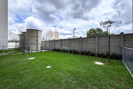 Apartamento à venda com 39m², 2 quartos e sem vagaÁrea comum
