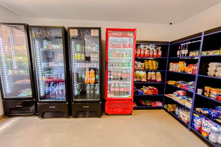 Apartamento à venda com 33m², 2 quartos e sem vagaÁrea comum