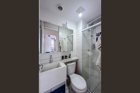 Apartamento à venda com 33m², 2 quartos e sem vagaBanheiro