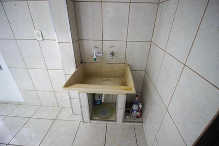 Casa para alugar com 82m², 2 quartos e 1 vaga