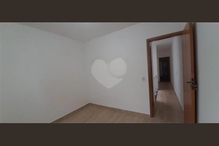 Casa à venda com 3 quartos, 95m² em Vila Primavera, São Paulo