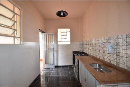 Casa para alugar com 90m², 2 quartos e 1 vagaCozinha