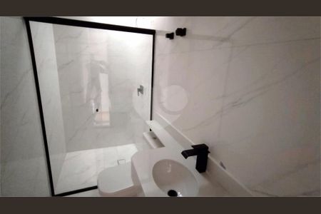 Casa à venda com 3 quartos, 160m² em Vila Carrão, São Paulo