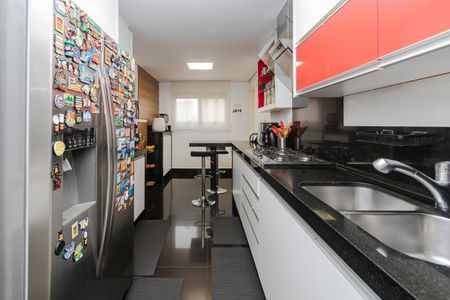 Apartamento à venda com 150m², 3 quartos e 3 vagas Apartamento à venda com 150m², 3 quartos e 3 vagasCozinha