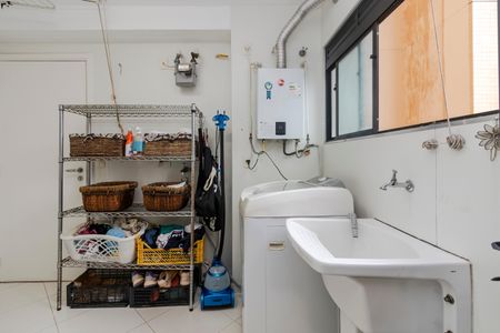 Apartamento à venda com 150m², 3 quartos e 3 vagas Apartamento à venda com 150m², 3 quartos e 3 vagasÁrea de Serviço