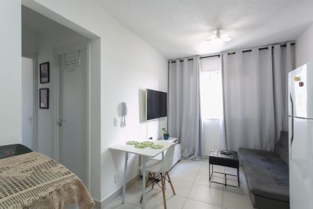 Sala de apartamento para alugar com 2 quartos, 32m² em Vila Nova Curuca, São Paulo