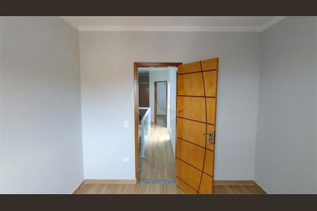 Casa à venda com 3 quartos, 106m² em Vila Santa Isabel, São Paulo