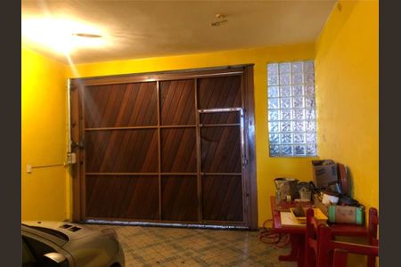 Casa à venda com 2 quartos, 214m² em Jardim Guairaca, São Paulo