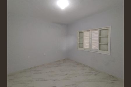 Casa à venda com 4 quartos, 119m² em Vila Sao Domingos, São Paulo