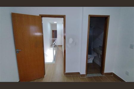Casa à venda com 132m², 3 quartos e 2 vagas