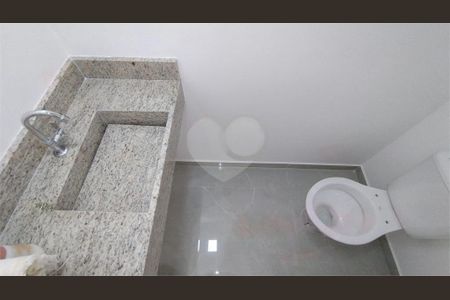 Casa à venda com 3 quartos, 132m² em Vila Carrão, São Paulo