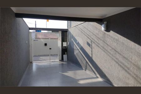 Casa à venda com 132m², 3 quartos e 2 vagas