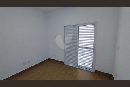 Casa à venda com 132m², 3 quartos e 2 vagas