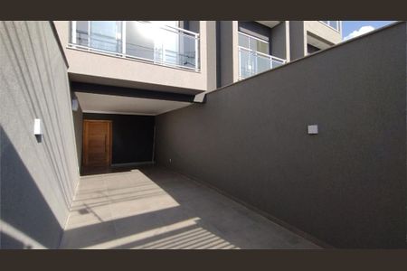Casa à venda com 132m², 3 quartos e 2 vagas