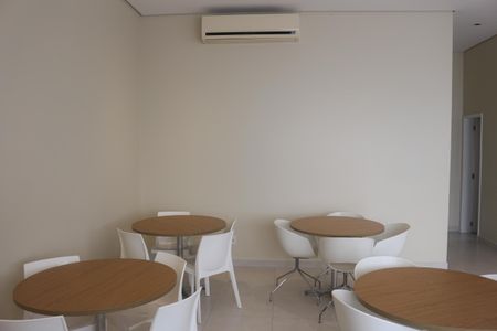 Apartamento à venda com 125m², 3 quartos e 2 vagasÁrea comum - Salão de festas