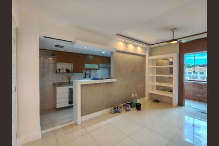 Apartamento para alugar com 60m², 2 quartos e 1 vaga Apartamento para alugar com 60m², 2 quartos e 1 vagaSala