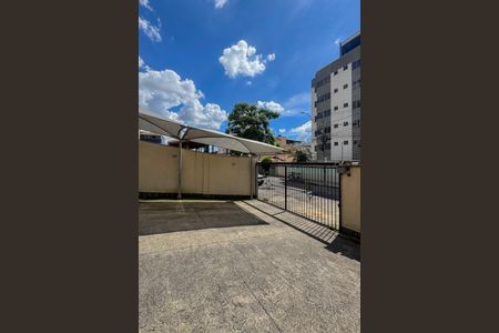 Apartamento para alugar com 140m², 3 quartos e 1 vaga Apartamento para alugar com 140m², 3 quartos e 1 vagaGaragem