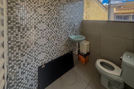Apartamento para alugar com 140m², 3 quartos e 1 vaga Apartamento para alugar com 140m², 3 quartos e 1 vagaBanheiro 2