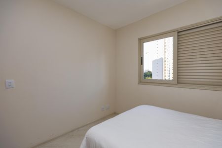 Apartamento à venda com 146m², 4 quartos e 3 vagasQuarto 4