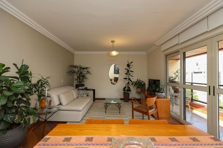 Apartamento à venda com 146m², 4 quartos e 3 vagasSala