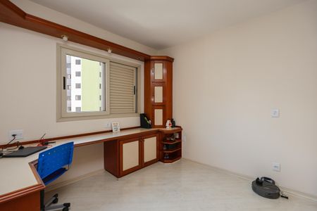Apartamento à venda com 146m², 4 quartos e 3 vagasSuíte 2