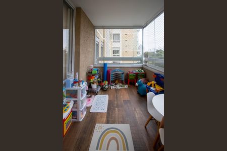 Varanda  de apartamento à venda com 4 quartos, 150m² em Paraíso do Morumbi, São Paulo