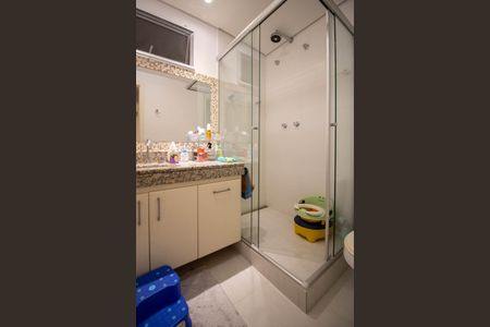 Apartamento à venda com 150m², 4 quartos e 3 vagasBanheiro Suíte 1