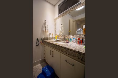 Apartamento à venda com 150m², 4 quartos e 3 vagasBanheiro Suíte 1