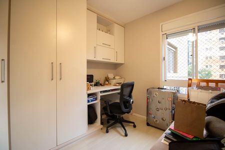 Apartamento à venda com 150m², 4 quartos e 3 vagasQuarto 1