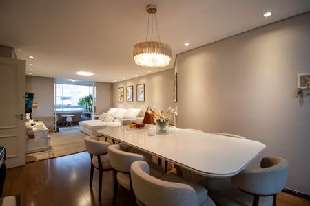 Apartamento à venda com 150m², 4 quartos e 3 vagasSala de Jantar