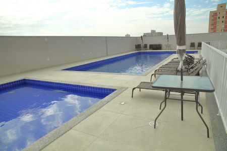 Apartamento à venda com 49m², 2 quartos e 1 vagaÁrea comum - Piscina