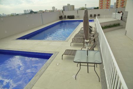 Apartamento à venda com 49m², 2 quartos e 1 vagaÁrea comum - Piscina