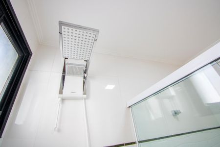 Apartamento para alugar com 180m², 3 quartos e 4 vagasBanheiro do quarto 3