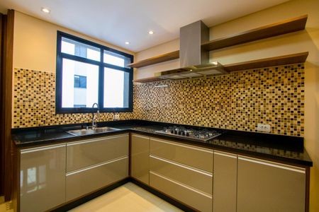 Apartamento para alugar com 180m², 3 quartos e 4 vagasCozinha