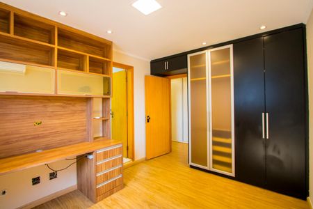 Apartamento para alugar com 180m², 3 quartos e 4 vagasQuarto 2 - Suíte