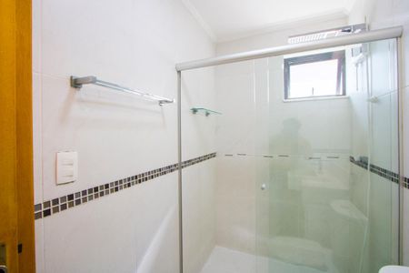 Apartamento para alugar com 180m², 3 quartos e 4 vagasBanheiro do quarto 2