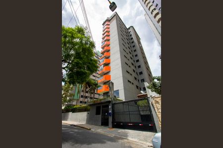 Apartamento para alugar com 180m², 3 quartos e 4 vagasFachada