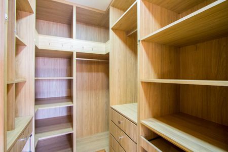 Apartamento para alugar com 180m², 3 quartos e 4 vagasCloset do quarto 1