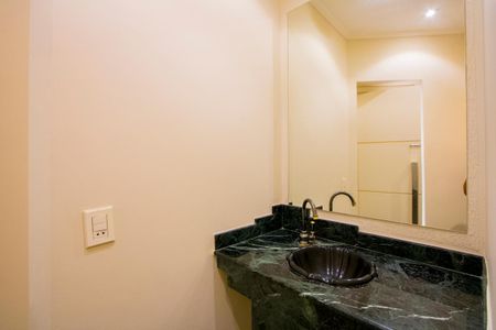 Apartamento para alugar com 180m², 3 quartos e 4 vagasLavabo