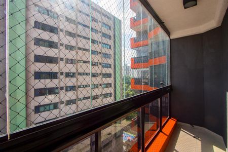 Apartamento para alugar com 180m², 3 quartos e 4 vagasVaranda do quarto 1