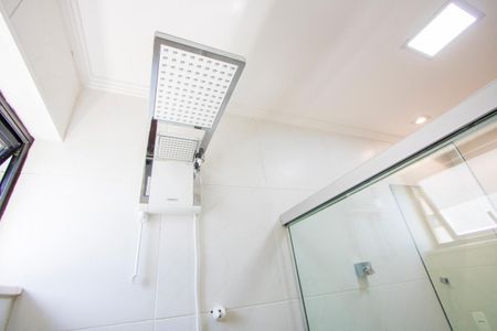 Apartamento para alugar com 180m², 3 quartos e 4 vagasBanheiro do quarto 2