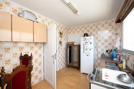 Apartamento à venda com 100m², 3 quartos e 2 vagasCozinha