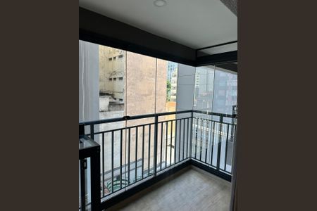 Apartamento à venda com 28m², 1 quarto e sem vagaVaranda