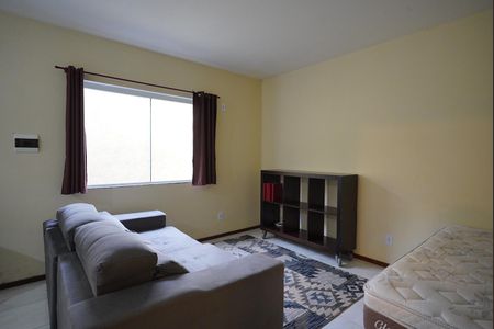 Sala - quarto de kitnet/studio para alugar com 1 quarto, 30m² em Centro, Florianópolis