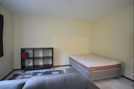 Sala - quarto de kitnet/studio para alugar com 1 quarto, 30m² em Centro, Florianópolis