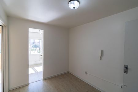 Studio para alugar com 32m², 1 quarto e sem vaga Studio para alugar com 32m², 1 quarto e sem vagaSala