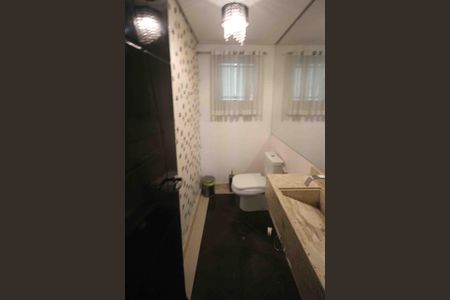 Casa de condomínio à venda com 84m², 2 quartos e 1 vagaLavabo