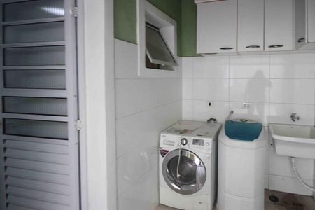 Casa de condomínio à venda com 84m², 2 quartos e 1 vagaÁrea de Serviço